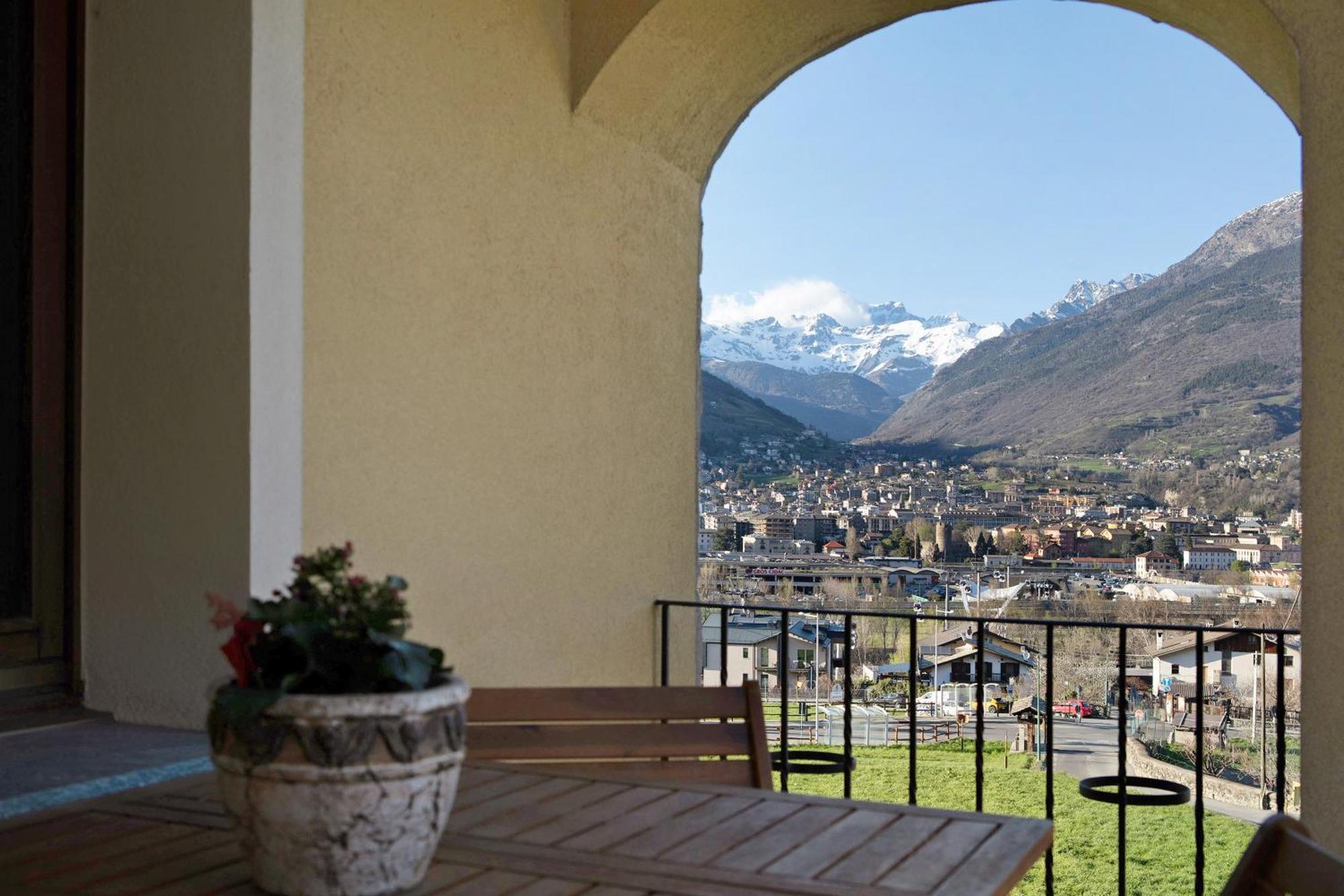 Ampaillan 002 Apartment Aosta Luaran gambar