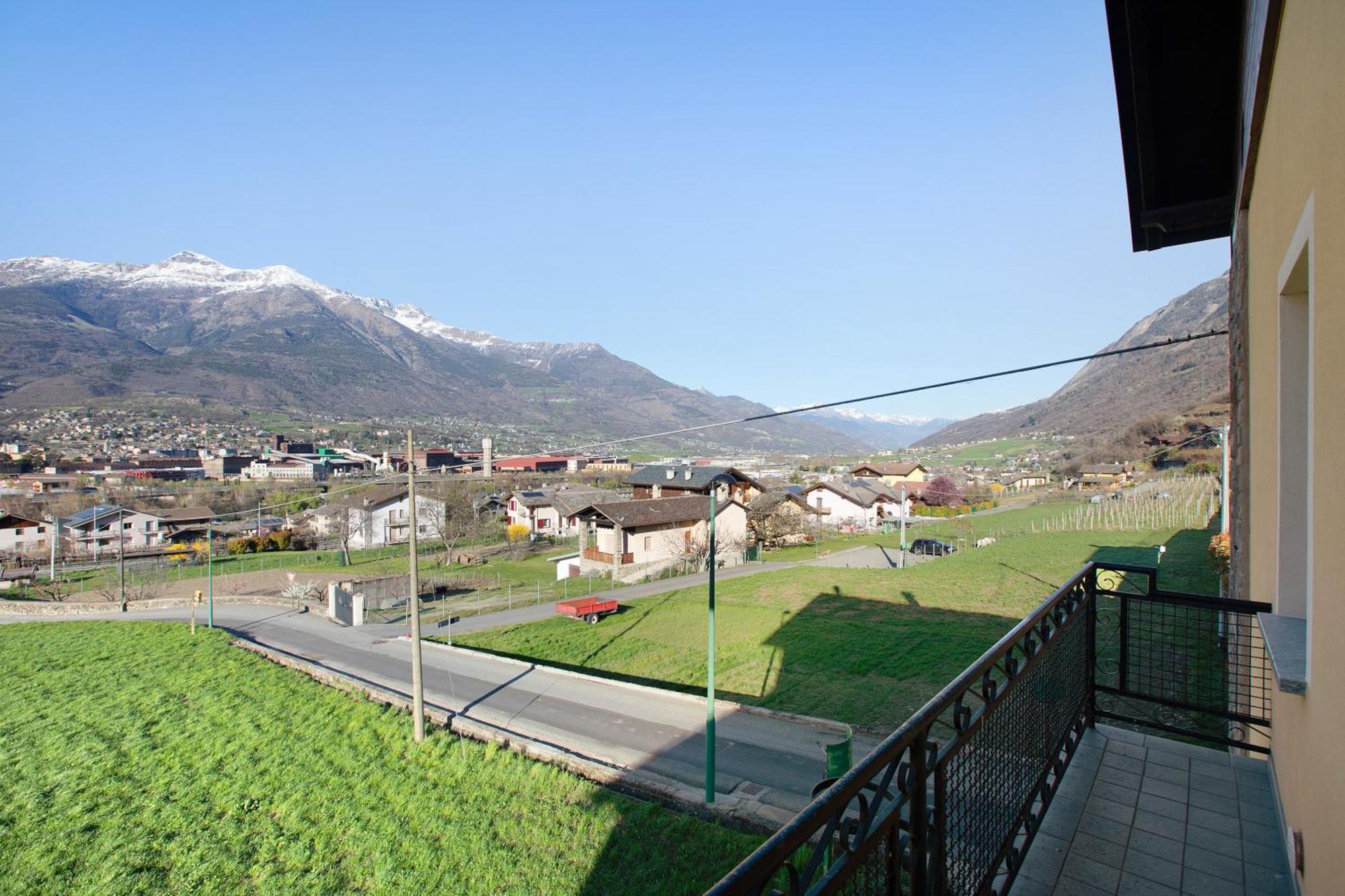 Ampaillan 002 Apartment Aosta Luaran gambar